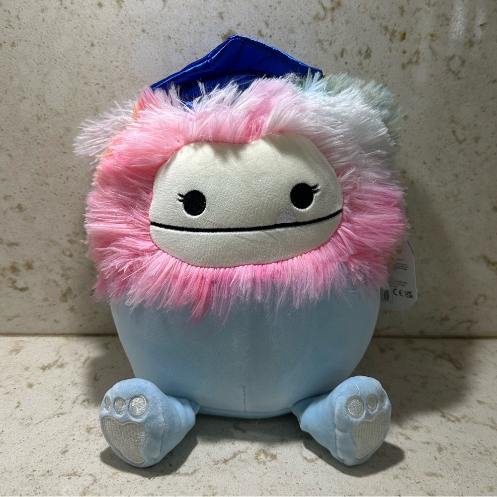 Zozo the Graduation Bigfoot Squishmallow *BNWT*